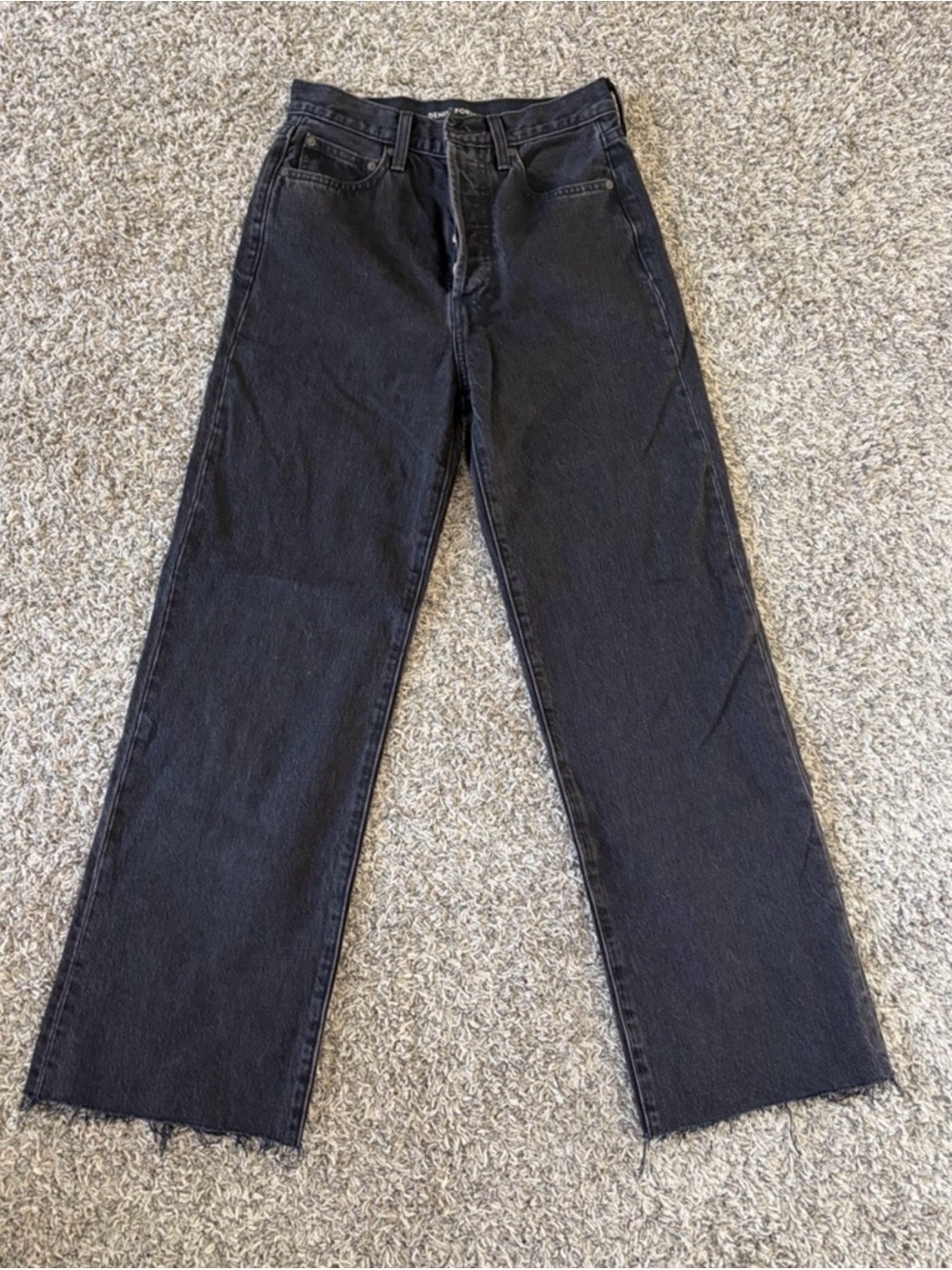 Denim Forum Black Cropped Ankle Jeans